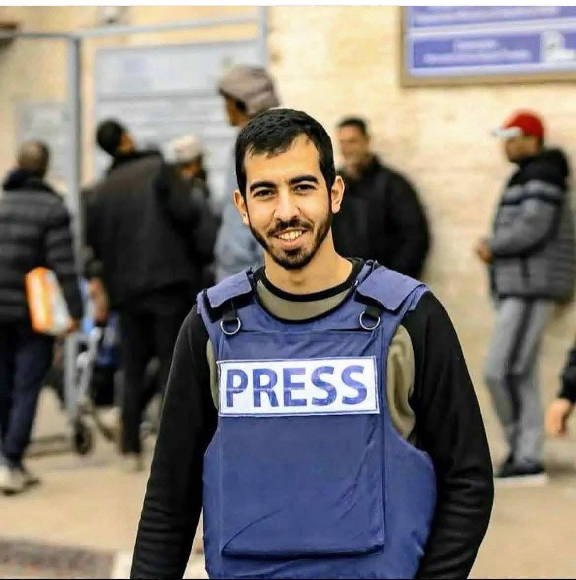 Hiç tanımadığınız biri için hıçkıra hıçkıra ağladınız mı hiç? Ben #salehaljafarawi'nin ölüm haberini alınca ailemden birini kaybetmiş gibi ağladım. Mesai arkadaşım gibiydi, paylaşımlarını takip ederdim. Kocaman gülümsemesini hiçbir zaman kaybetmemişti. Mekanı cennet olsun🤲🏻🇵🇸🥺