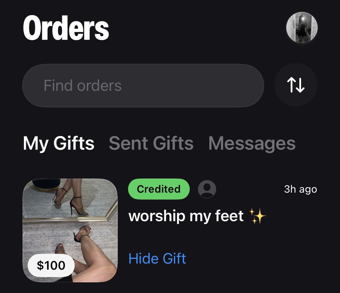Sugar daddies and financial slaves enjoy sending me gifts. If you want to enjoy it too, send gifts to your queen, loser. I don't think you have any choice but to worship a perfect woman like me and hand over your wallet.💅👸