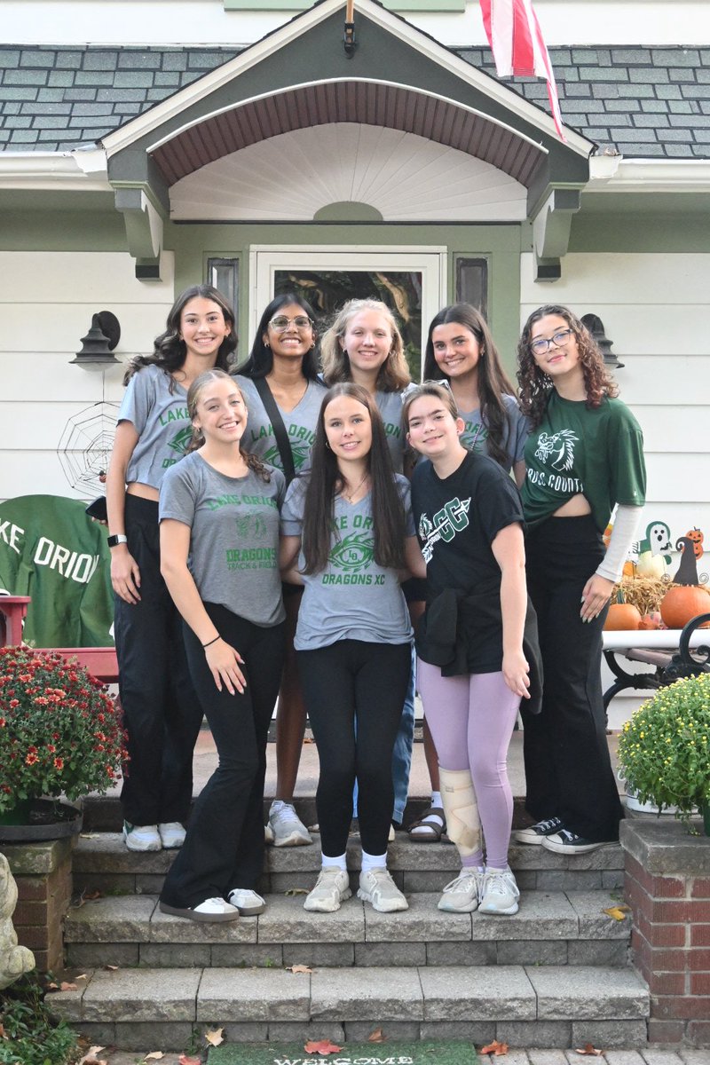 LOHS “Alumni” Running tweet media