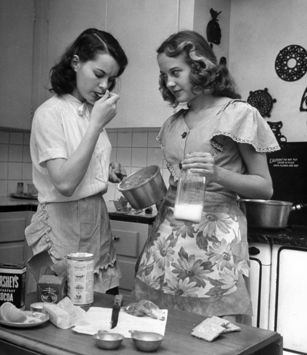 Baking a chocolate cake, 1947.