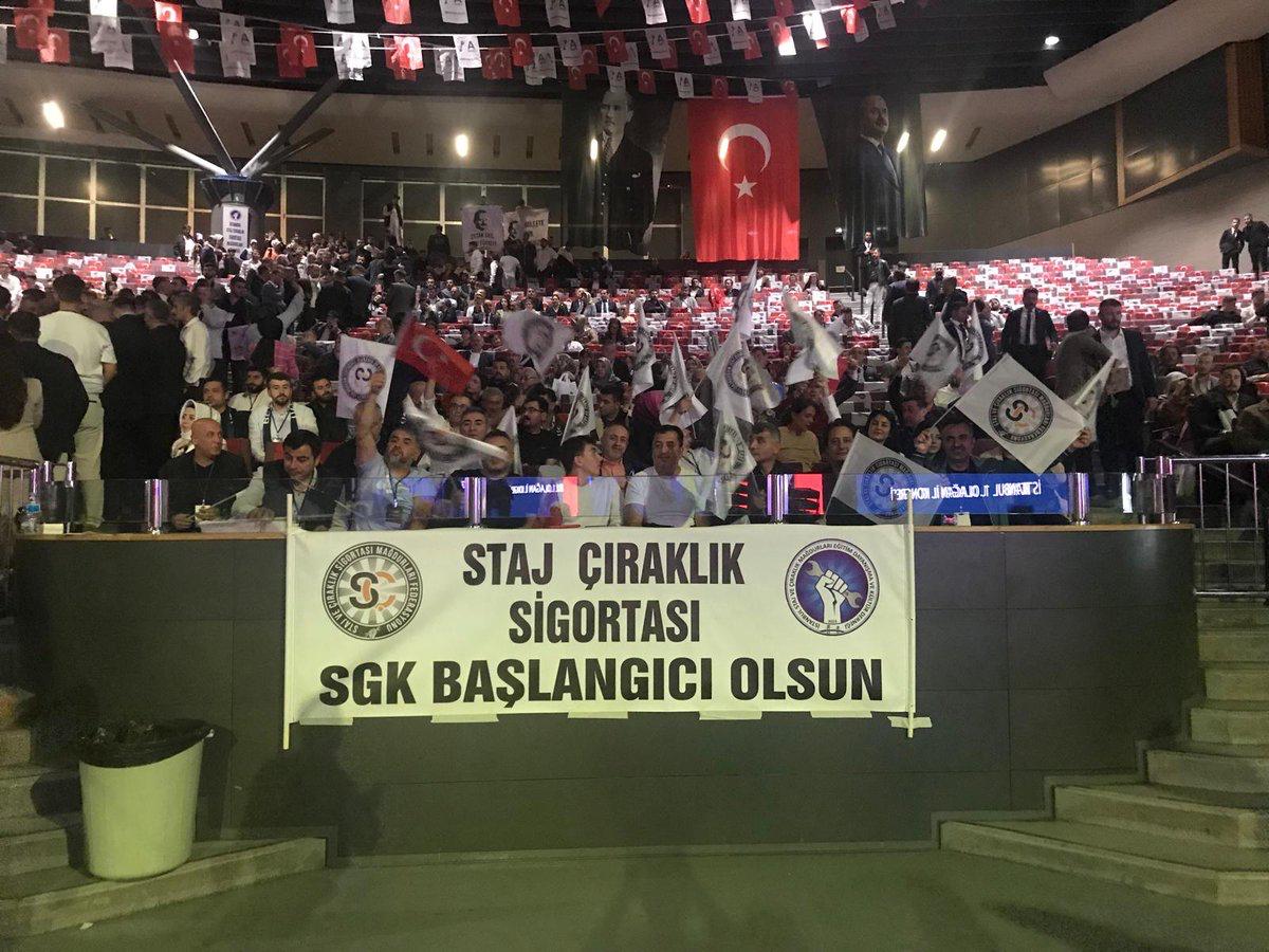 İşinize gelince ÖĞRENCİ
İşinize gelince İŞÇİ diyemezsiniz.
DOĞRU TEKTİR..
Bizler FİİLEN ÇALIŞTIK.
Öğrenci değil ÇALIŞANDIK.
Çok mu zor ADALETLİ ve LİYAKATLİ OLMANIZ?

Sabrımız Tükendi
#StajÇıraklıkMağdurlarıSeçimMalzemesiOlmayacak