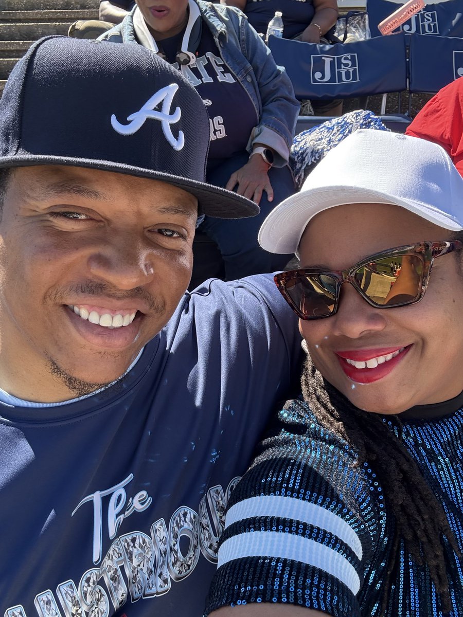 AmRu_Queen's tweet photo. A time was had yesterday in section 106 with my 1$t love and the amazing fans‼️

Great job, tigers‼️💙🤍👏🏽🎉

Shoutout to the quarterback, @jacobian_morgan‼️

A queen from Canton always rooting for the quarterback from Canton‼️🤩🤩 https://t.co/5E5UNIQHT9