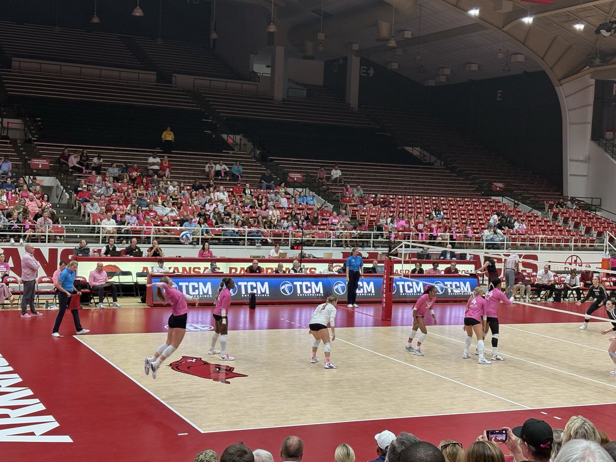 Kevin Trainor (@kthogs) on Twitter photo .<a href="/RazorbackVB/">Razorback Volleyball</a> surging in third set. Letβs keep it going! Beat South Carolina π .<a href="/RazorbackVB/">Razorback Volleyball</a> surging in third set. Letβs keep it going! Beat South Carolina π