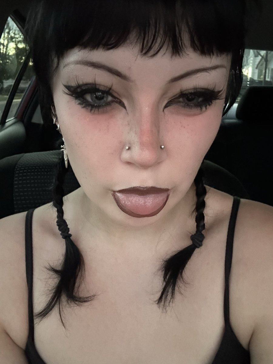 makeup from yesterday before i got unbelievably sweaty