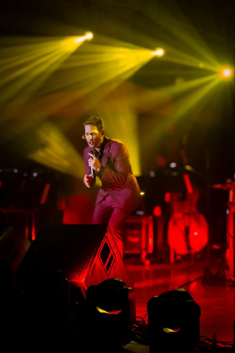 🎙️El escenario es ese espacio donde todo se alinea: la música, la emoción y el espíritu.
Evento privado en Veracruz ✨

#pacodemaria #lavozdelbigband #veracruz