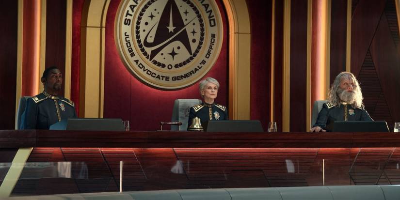 Starfleet_21_61's tweet image. Judge Advocate General&apos;s Office

The Judge Advocate General&apos;s Office, or simply Judge Advocate&apos;s Office or the Advocate General&apos;s Office, was the division of Starfleet Command that administered legal affairs.

#StarTrek #Starfleet #Judge #Trekkie