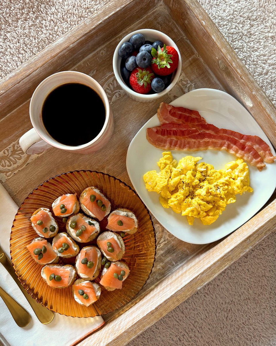 A beautiful breakfast spread to help start the morning ☀️☕️