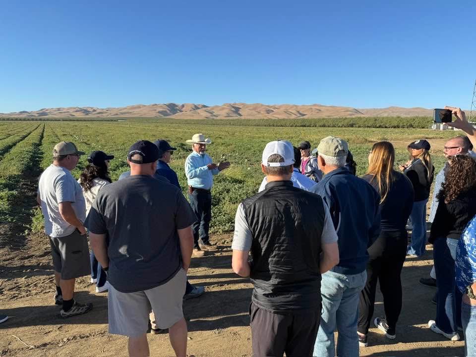 On #NationalFarmersDay two groups from <a href="/mwdh2o/">MWD of SoCal</a> visited <a href="/DelBosqueFarms/">Del Bosque Farms</a> to learn about farms and water, led by Director James Crawford Representing Central Basin Municipal Water District, and Director David D. De Jesus Representing Three Valleys Municipal Water District.
