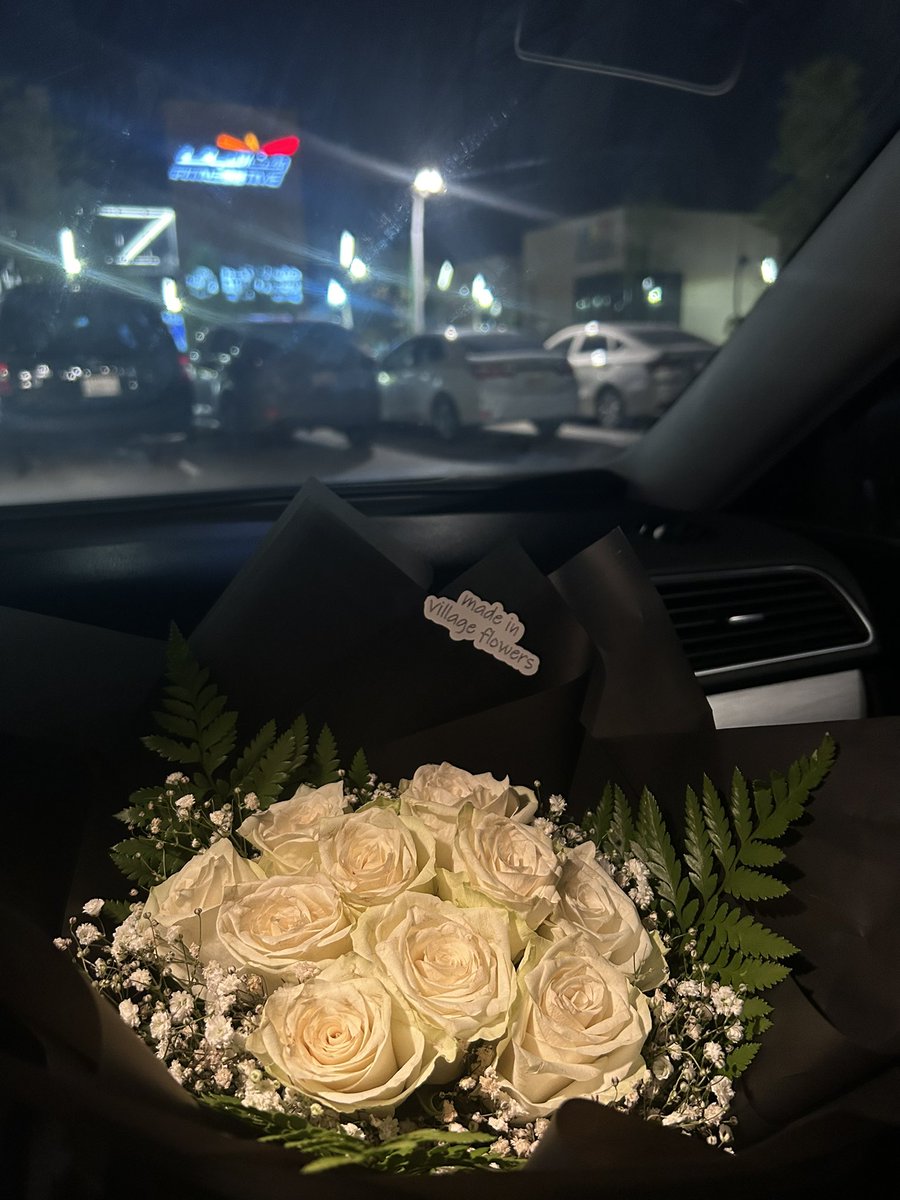 Magical_ema's tweet photo. Surrounded with love 🤍🤍 https://t.co/IRf4tCvWhe