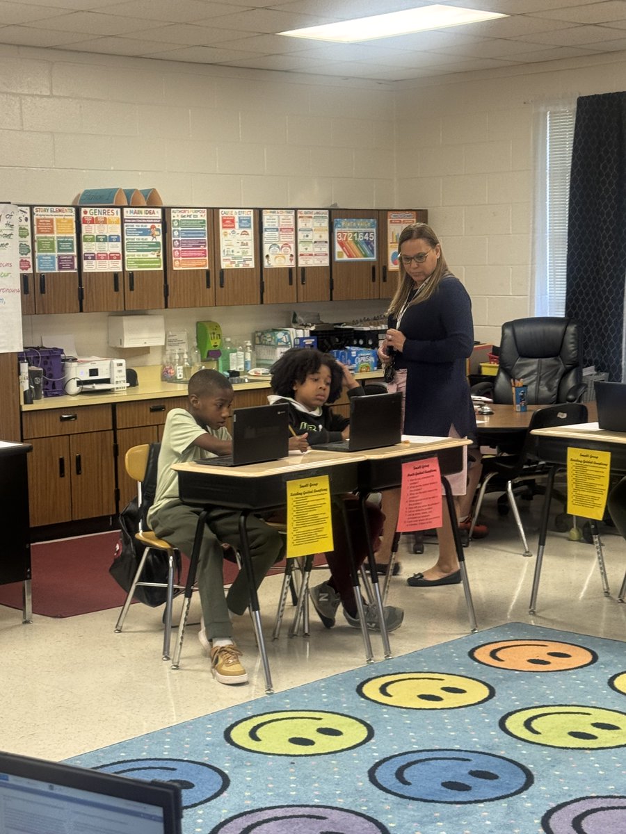 Howard Hall tweet media