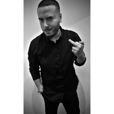 kevcast07's tweet photo. #NewProfilePic https://t.co/34M6kvX6Il