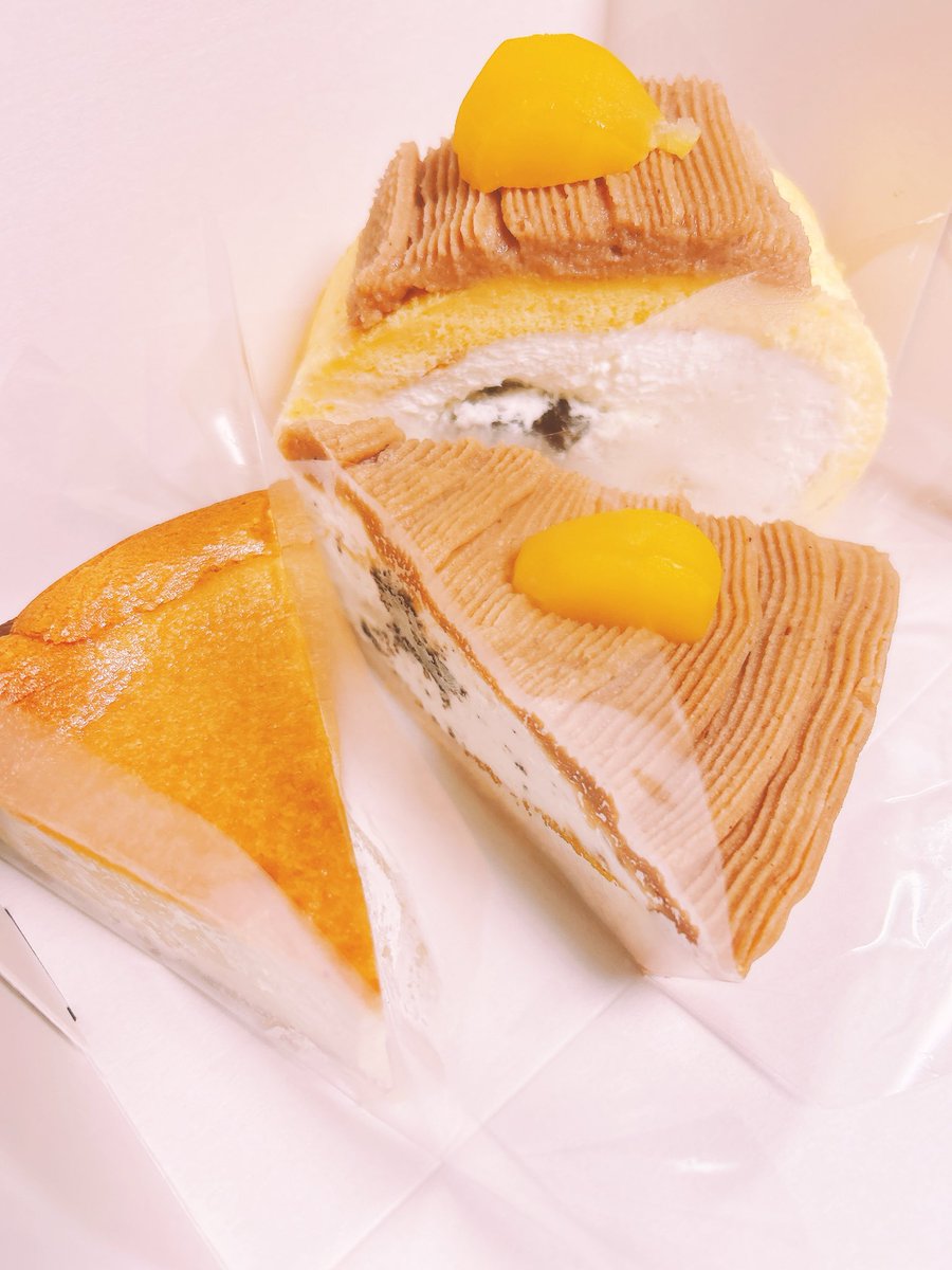Kotchan191's tweet photo. #BAKESHOPLOTERIE 

数年ぶり……ロトリーさんの
栗まつり
20025.9/26.27.28.3日間開催🌰
3日間とも仕事😭
仕事前にテイクアウト
おうちで栗まつり🌰 https://t.co/LslQbLla2c