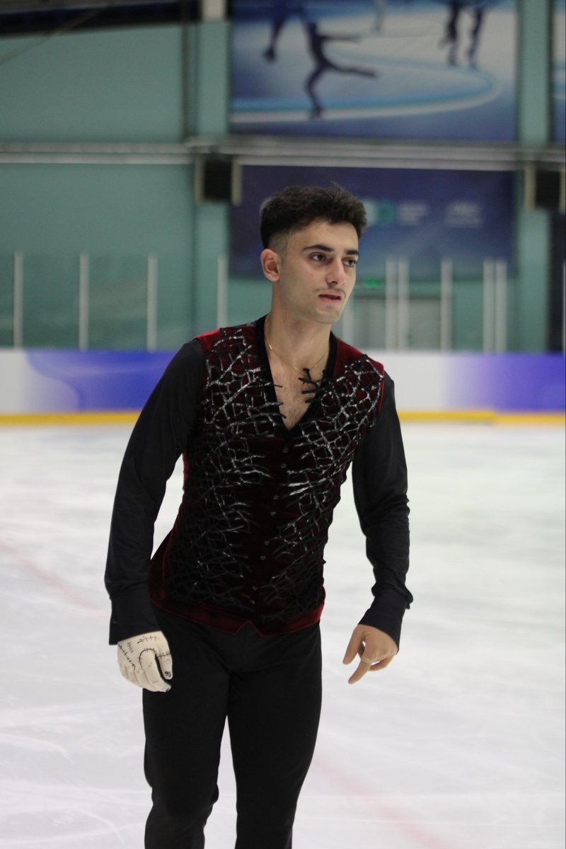 phpaulinaa's tweet image. Главный фанат Артура - это я

Какой же он шикарный😍