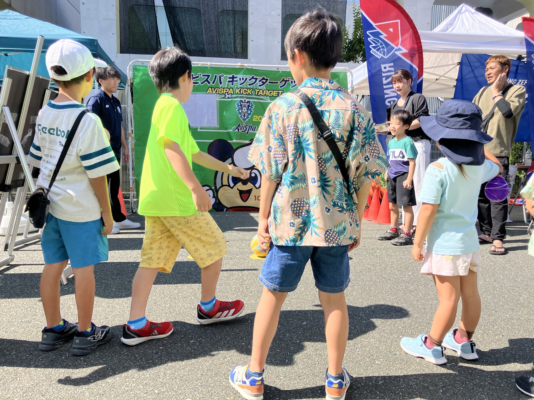 アビスパ福岡　2022 ハンガー 2023オーセンティックユニフォームFP-3rd 製作発表と受注販売の