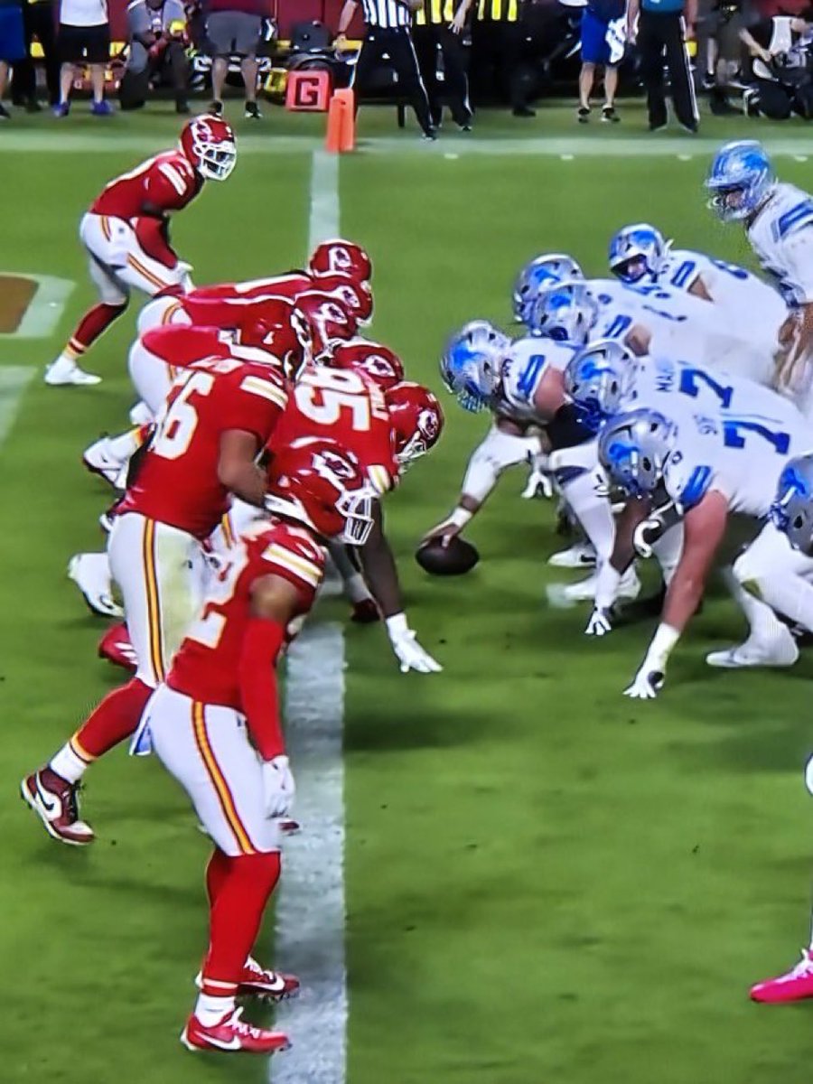 DetroitPierce's tweet photo. Chiefs Lions in four parts https://t.co/4YhtYlwElk