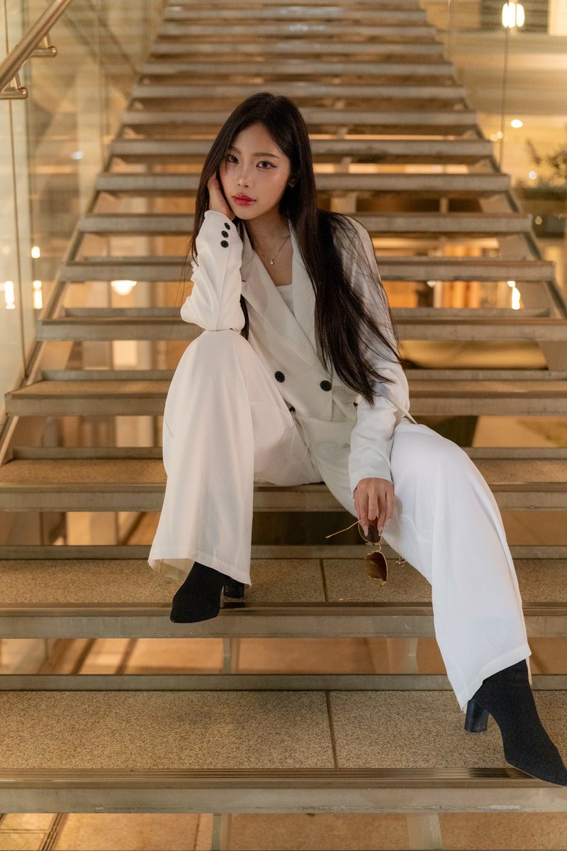 映画のワンシーンの様に...

Model：Runa
Studio：PHOME

#runa (<a href="/runa____cc/">runa（るな）</a>)
#PHOTOMO撮影会