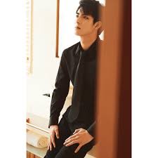 Gravity Chapter 41 is now up on AO3.
#XueYang gives a glimpse into his past.
⚠️ SA. Grooming.
#XiaoXingChen #XueXiao #TheUntamed #MXTX #MoDaoZuShi #CQL #MDZS 

archiveofourown.org/works/56659129…