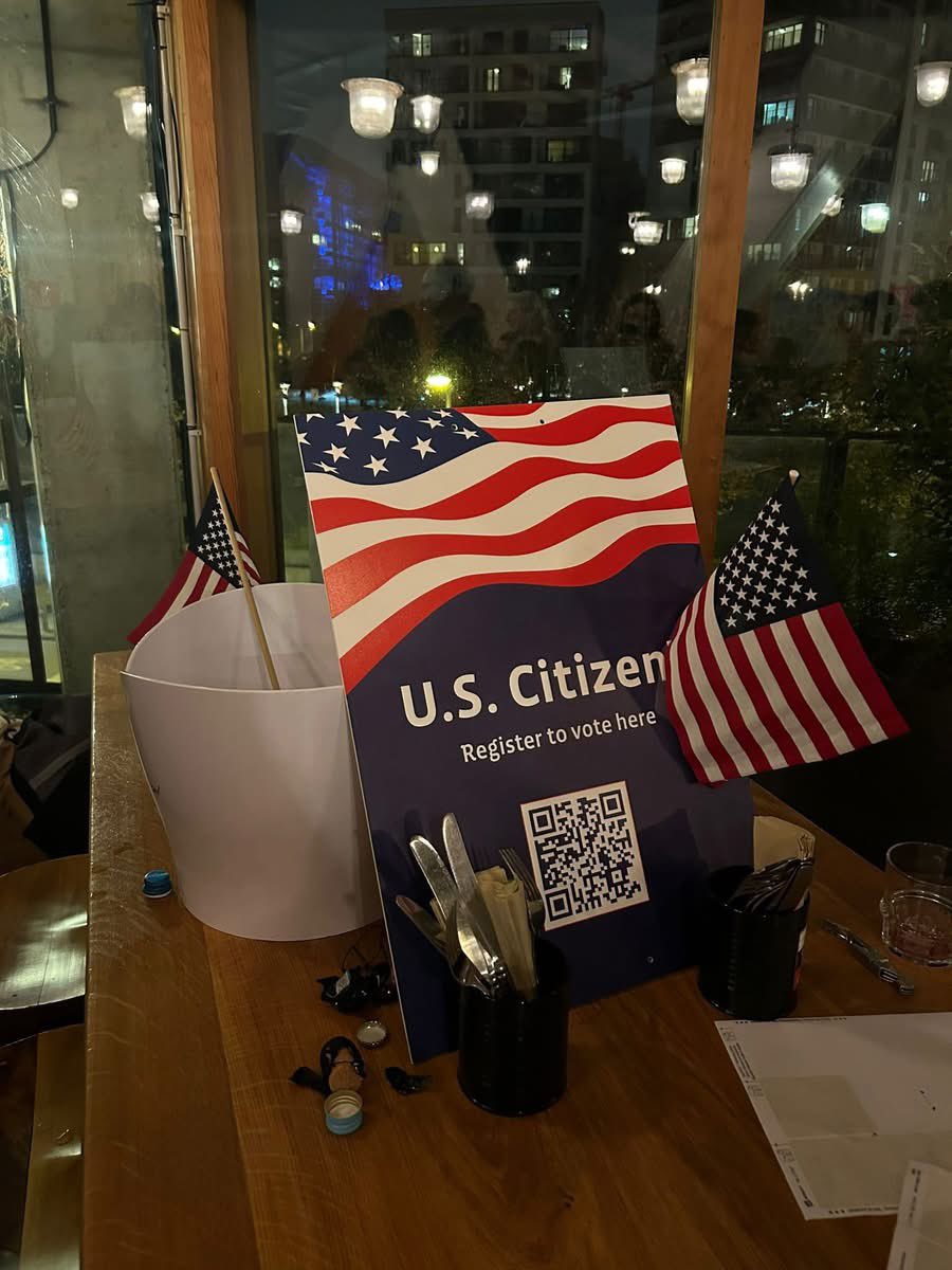 Democrats Abroad tweet media