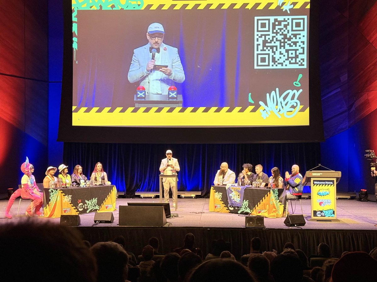asapjoeyx's tweet image. to pick 4 photos out this weekend was a hard task but here they are.

I was able to successfully host my own panel on pokemon family feud which filled up the entire theatre, and hosted @emildweeb chaotic on the fly panel eating hot wings raising money for charity.

our asap…