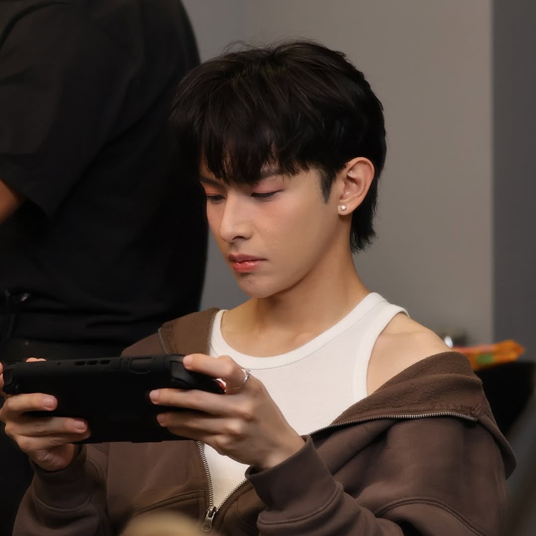 dear god, ang pogi