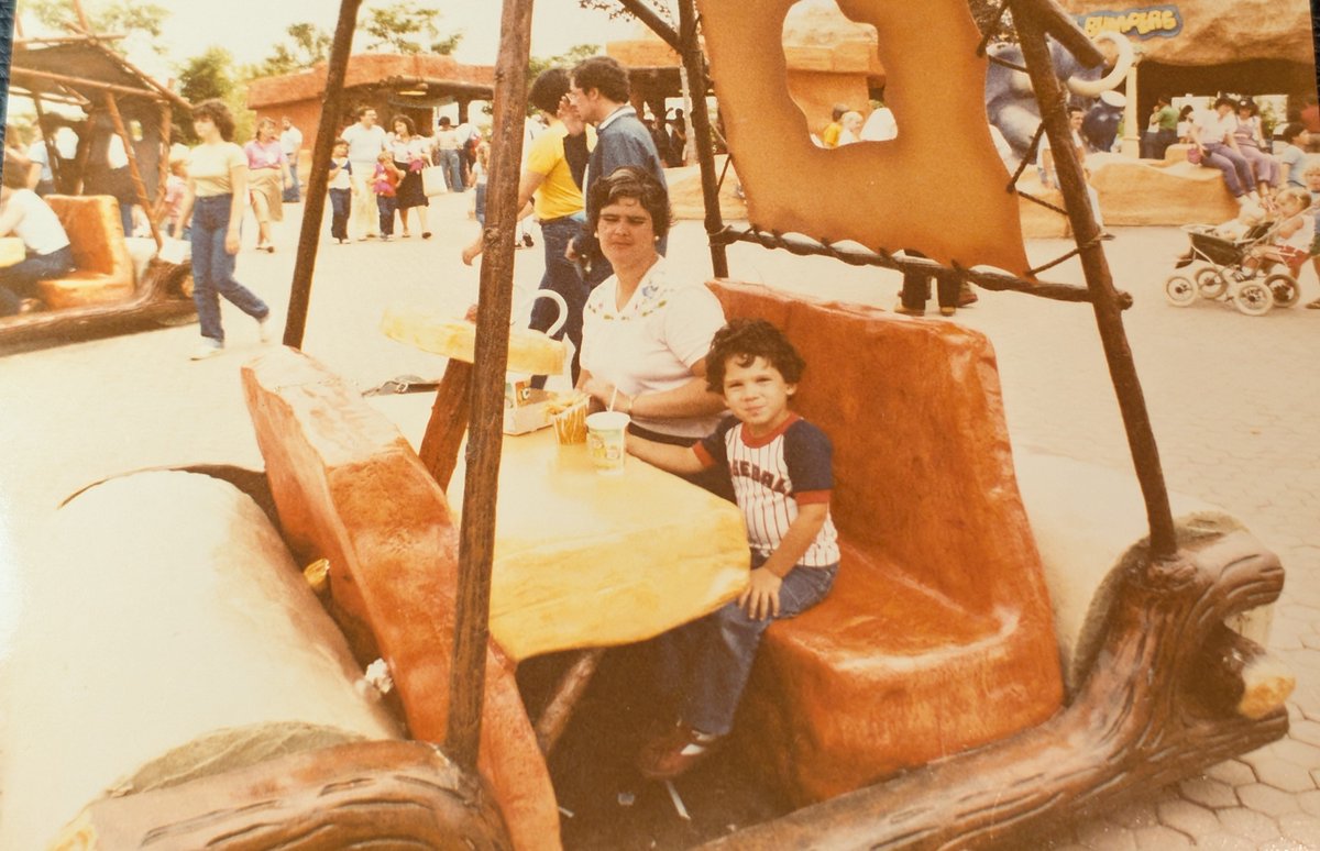 StriderNL's tweet photo. @WonderlandNews dug through my dad's photo bin tonight, these are from 1982 and 1984! https://t.co/T8sVO38YE3