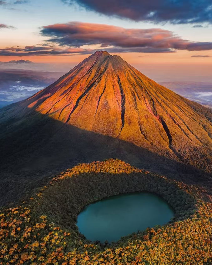 clips_02's tweet photo. Wild Travel Scenery https://t.co/xHhQjwE6DY