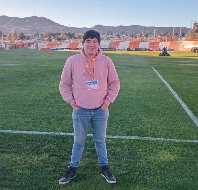 Para los mal hablados que nunca vi campeón a mi Audax Italiano, ¿como no?, si tenemos la gran Copa Codelco, ganada en el Cobre del Salvador 😅, y si, estuve ahí! 🙌🏻🇮🇹 (Eta tu no la tienes!😅🤣)