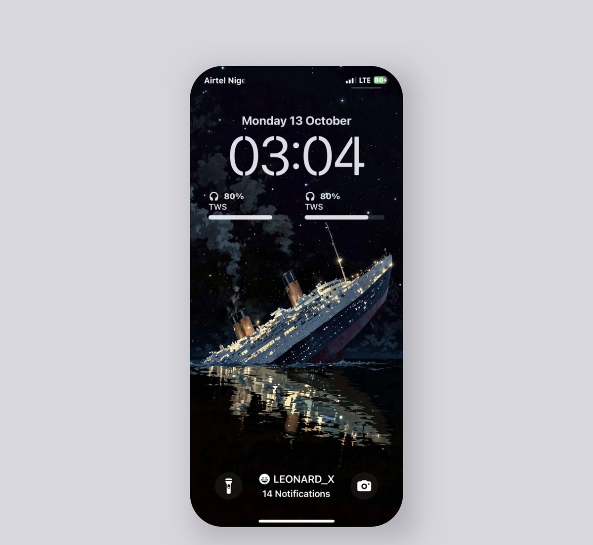 Leonard18_X's tweet image. &quot;Titanic&apos;s timeless voyage under the stars! 🌟🚢 #HistoricalArt #NightVibes #LockScreen&quot; load4k