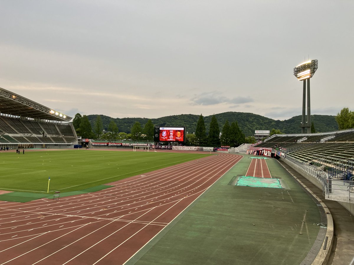 なかむら tweet media