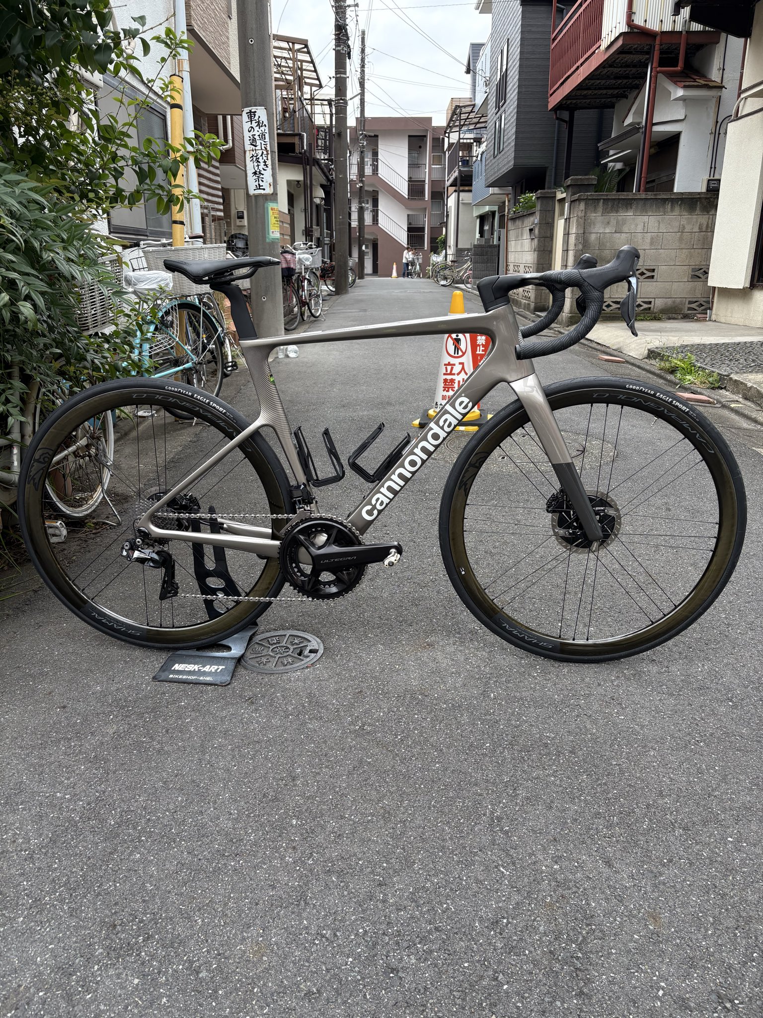 ア*コ様 直接引取のみCannondaleSynapseCarbon105dis CANNONDALE ( キャノンデール ) ロードバイク SYNAPSE 1