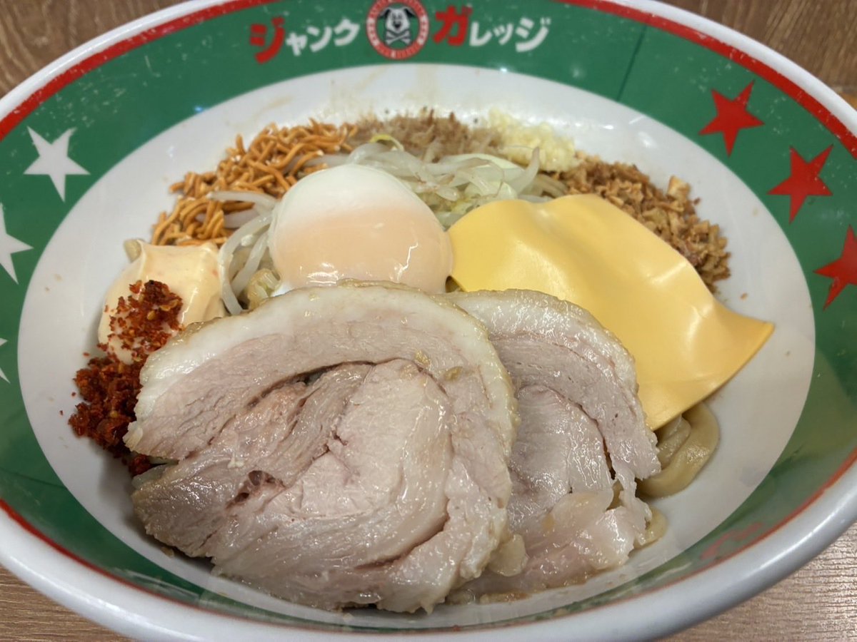 🧀ジャンクガレッジ、チーズが新しくなりました！！ チーズの妥協も