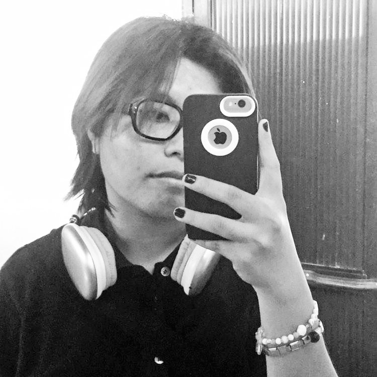 luckylites's tweet image. mama mo bsd

#BSD #BloomSelfieDay