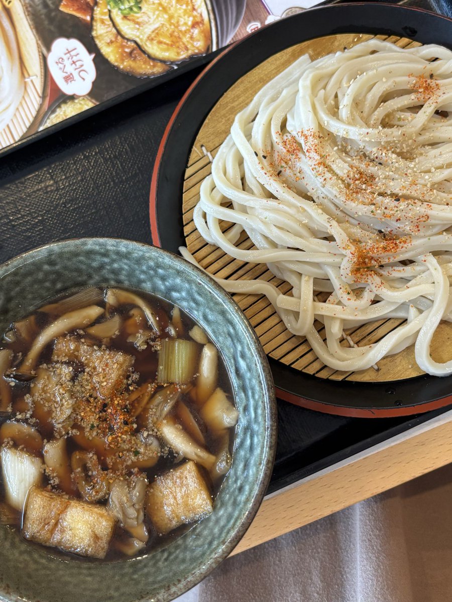 sassk18's tweet image. みなさんお疲れさまです！
肉汁うどん👍いただきます！