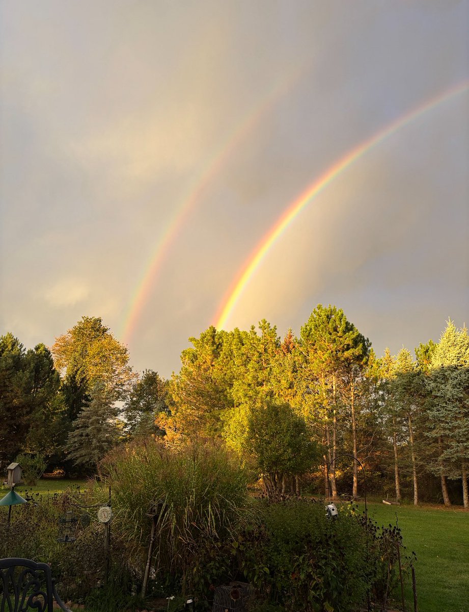 πβπππ βπΌππππ (@scotthetsko) on Twitter photo Itβs rare to see both the primary and secondary rainbows so well! Thanks Nancy from Lima !
<a href="/natwxdesk/">The National Weather Desk</a> #rainbow Itβs rare to see both the primary and secondary rainbows so well! Thanks Nancy from Lima !
<a href="/natwxdesk/">The National Weather Desk</a> #rainbow