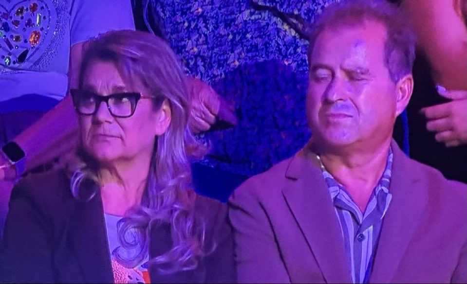 os pais do dylan a descobrir hj que são milionários #sstvi