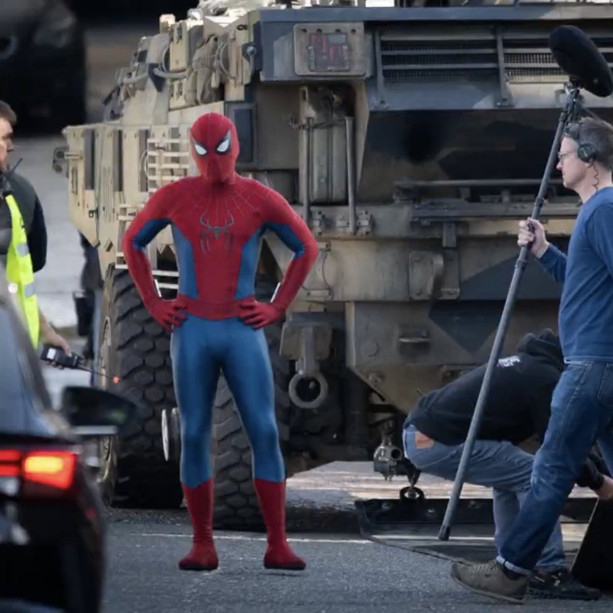 spideyupdated's tweet image. New pictures from the set of #SpiderManBrandNewDay!
📸 @davepotts89