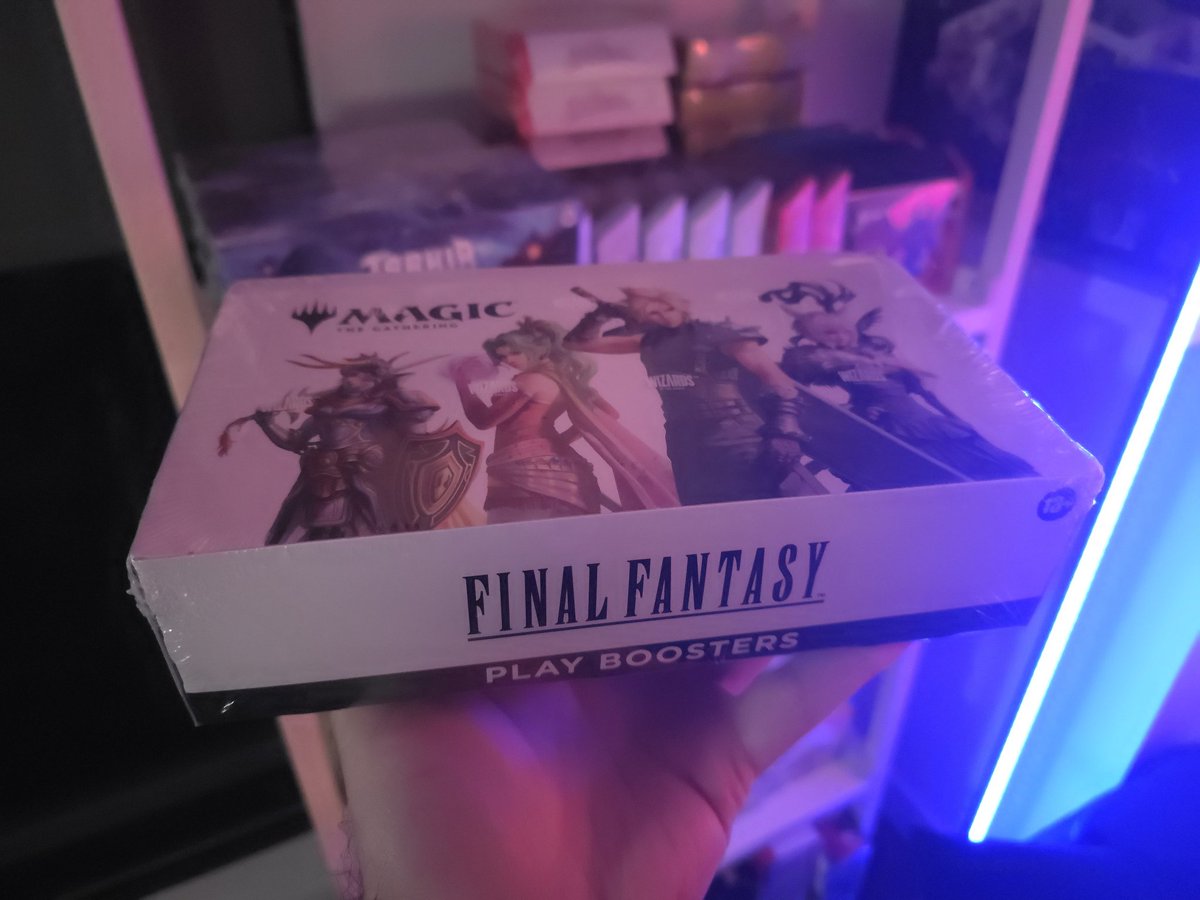 luxthos's tweet photo. Taking a quick break from Remix to open some Magic: The Gathering Final Fantasy for Sunday Rip! https://t.co/PST9vxFWbx