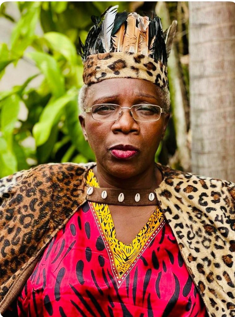 tokwauluaena2's tweet image. #RDC En l’absence de prenup,si le divorce a lieu aux #USA les revenus acquis pendant mariage sont&amp;lt;marital property&amp;gt;
Le juge peut retracer les fonds;le transfert sur le compte de la mère peut être considéré comme frauduleux;annuler transfert
En #EUR idem si communauté des biens.