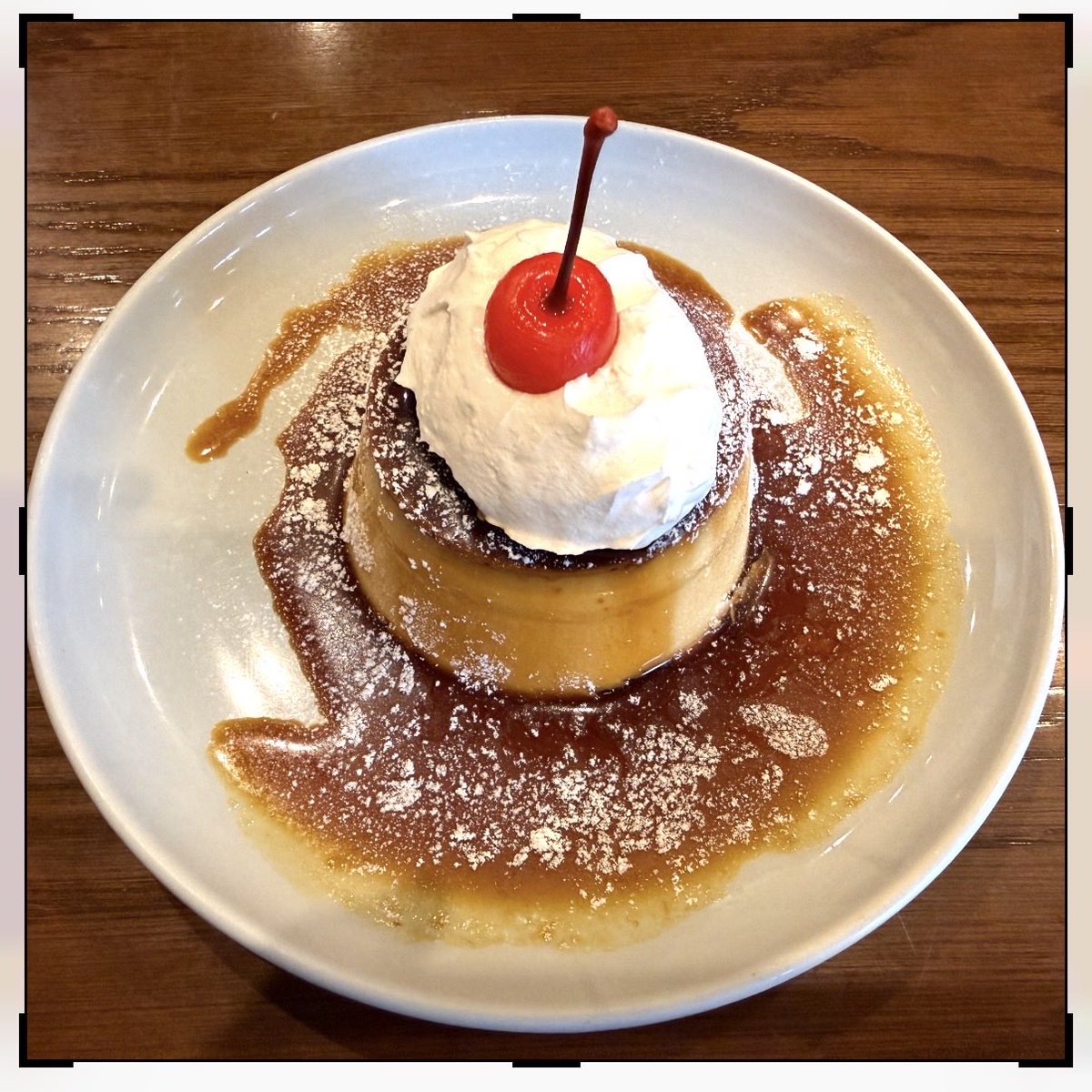 kan_rekiko's tweet photo. 固めでほろ苦ソース。私好みのプリ��でした
 #自家製プリン
 #王様の珈琲 https://t.co/IQITVQP9UB