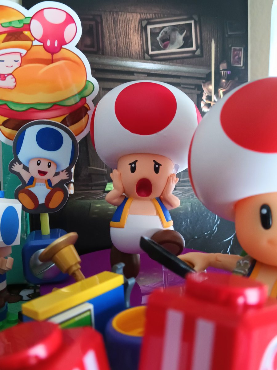 BrunAmitie's tweet image. bought another toad fig, this time one that&apos;s perfect for spooky month...✨