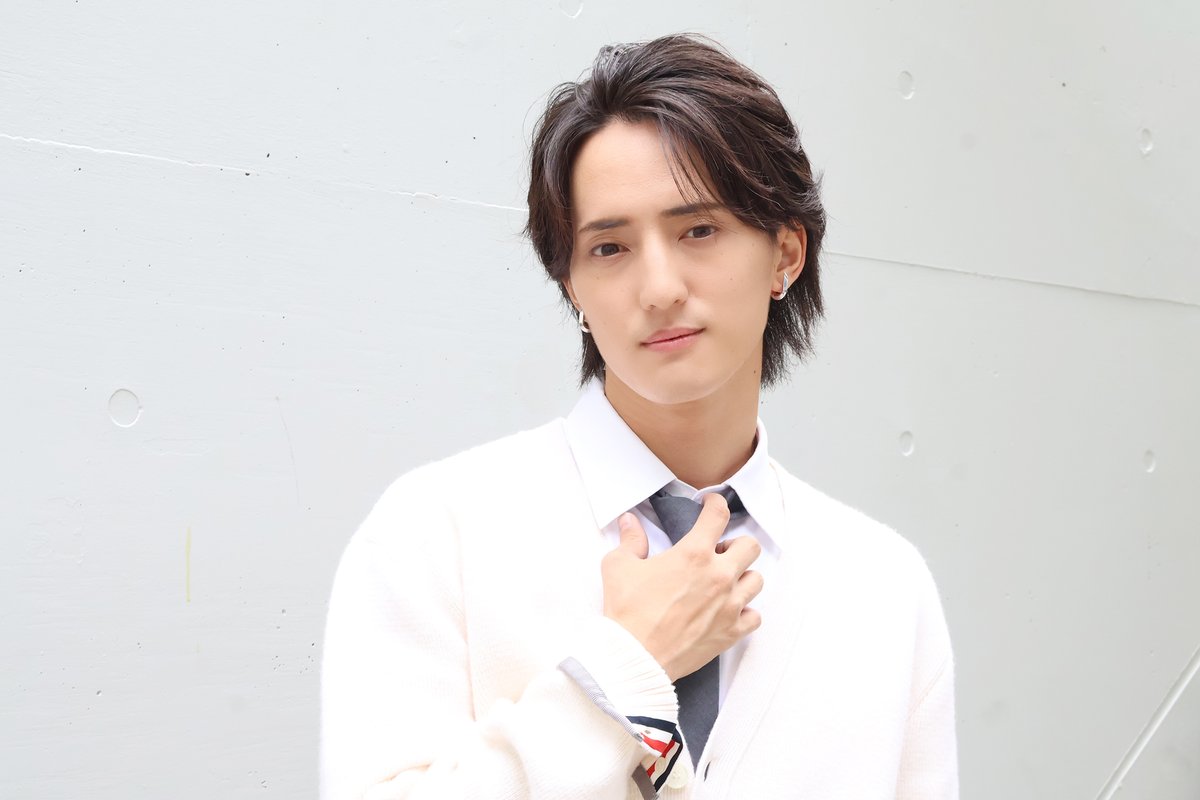EntameOVO's tweet photo. #川島如恵留「僕にとって一番の幸福は、メンバーといられること」　初の単独主演舞台に挑む【インタビュー】 - https://t.co/QTufRCSA78 #すべての幸運を手にした男 #川島如恵留 https://t.co/SdNamXmeM7