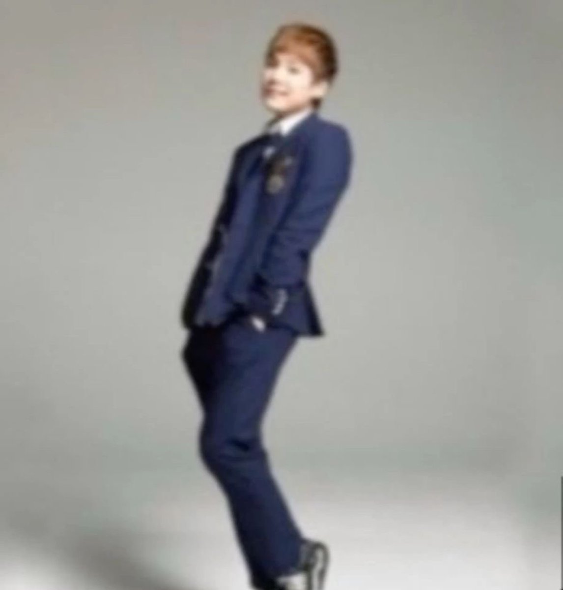 meus mutuais devem achar q eu passo fome pq toda vez q vejo foto de comida eu comento “eu quero me dá”