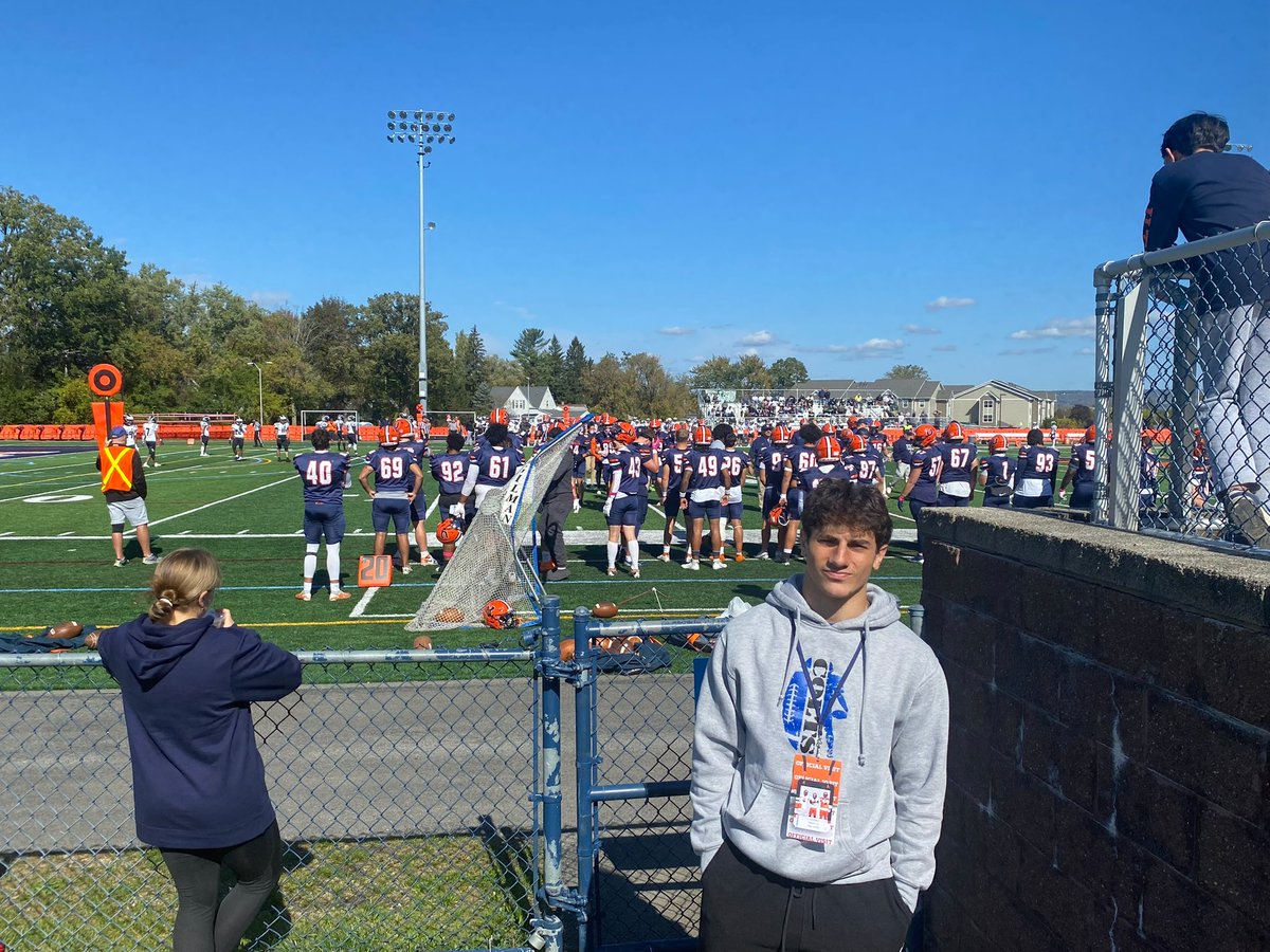 joebelbol's tweet photo. Had a great official game day visit at Utica yesterday. Great tour and some good conversations with coaches. Also got to talk to some past teammates on the roster. Thank you @CoachZenelovic and @CoachLou4fye for the opportunity. https://t.co/ggSaLLZkna