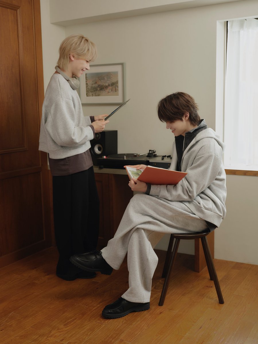 🩵韓国活動関連アプリ出席完了🧡

【IDOL CHAMP】【Fancast】【DUCK AD】
【Higher】出席完了🥰

Mnet Plusだけ昨日忘れちゃってた！
今朝はニコラスから早めのDMが✨忙しそう✨

앤팀 화이팅🥰
저도 화이팅🥰

#EJ  #andTEAM_EJ #andTEAM
#의주 
#andTEAM한국데뷔화이팅