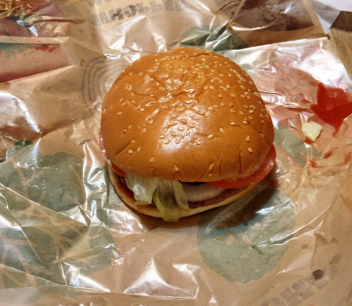 青　ラーメン2玉
BURGERKING　ワッパー