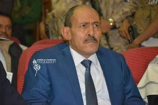 g_khamre's tweet photo. مدير الأمن السياسي عبدالواحد سلحان المخلافي في تعز تجاوز مهامه وتحول إلى غريم  بدلاً من أن يكون حامياً ل��أمن ...يتعذر ويماطل لكي يخرج بفديه ...هل هو فوق الدوله والقانون ...
نطالب العليمي ومحافظ تعز بفتح تحقيق عاجل في التجاوزات والإنتهاكات التي طالت المواطنين وممتلكاتهم…..
الأمن وُجد لحماية الناس لا لقهرهم.
بيت صاحب تهامه بيت كل تعزي ... 
#اقبضوا_على_قاتل_مرسال #تعز_تقاوم #اليمن #تعز #الأمن_مسؤوليتنا_جميعاً #افتهان_المشهري