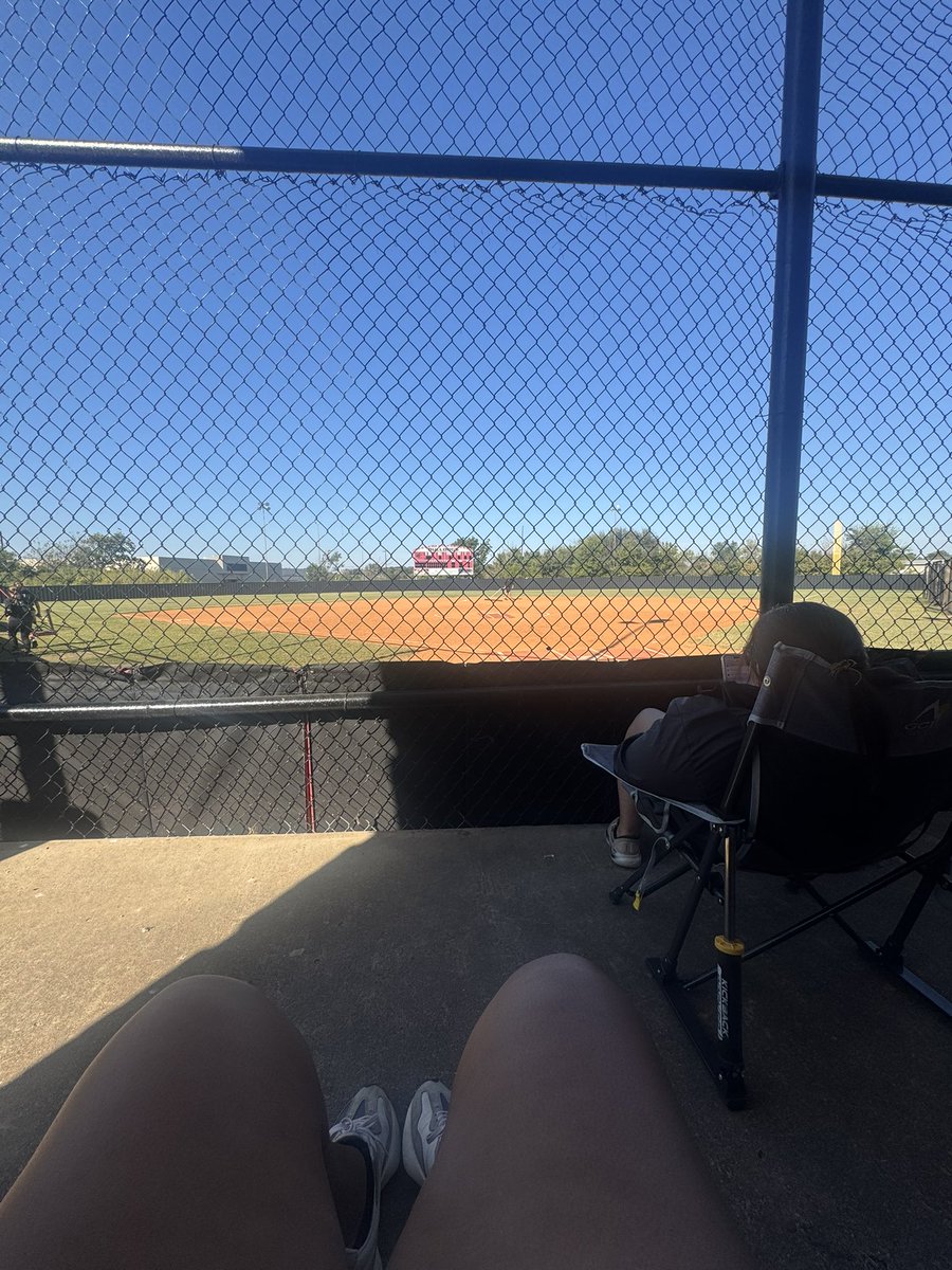 CoachHill2314's tweet image. Every game teaches us something new. Proud of the way our team showed up and competed at Navarro College today. The work continues! 💪 #SoftballMindset #TrustTheProcess @NCDAWGSSoftball