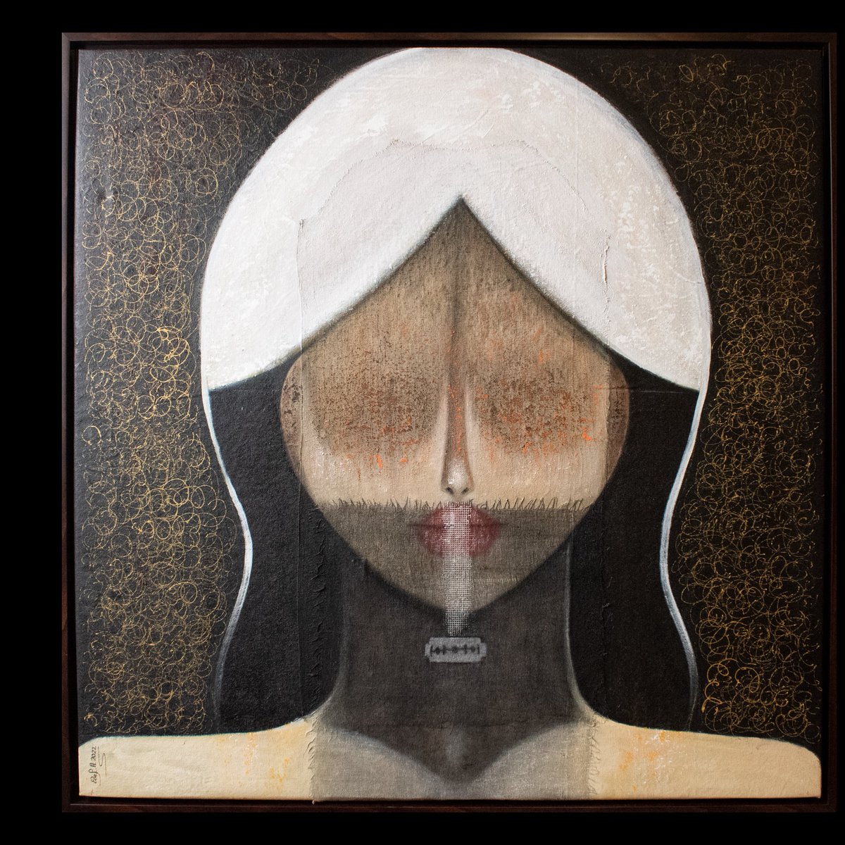 أقضي الليالي بين ألف قصيدة وإذا التقينا.. خانني التعبيرُ!