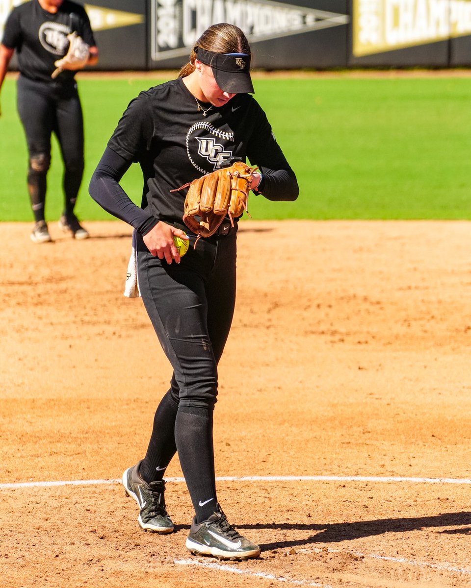 UCF_Softball's tweet image. Our fall opener is in the books! 🍂🥎