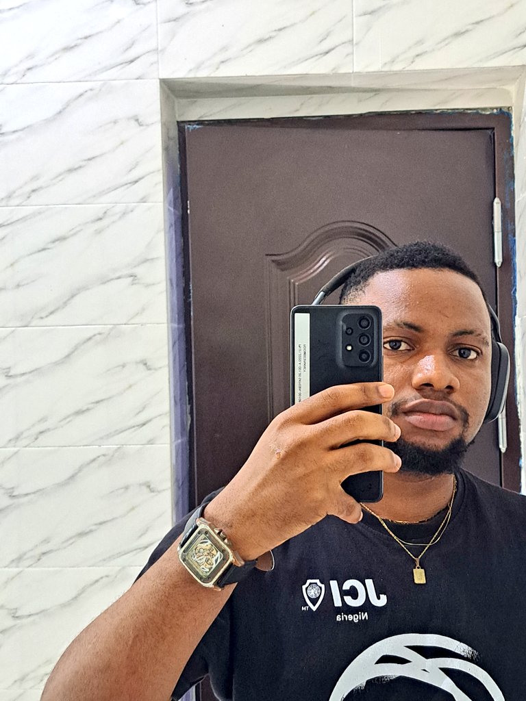 destiny_pascal's tweet image. Tsk tsk tsk